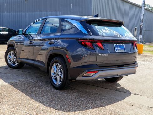 Used 2026 Hyundai Tucson SE FWD image 2