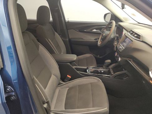 Used 2021 Chevrolet TrailBlazer LS FWD image 21