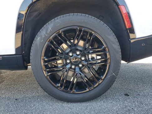 New 2026 Jeep Grand Wagoneer Limited image 11