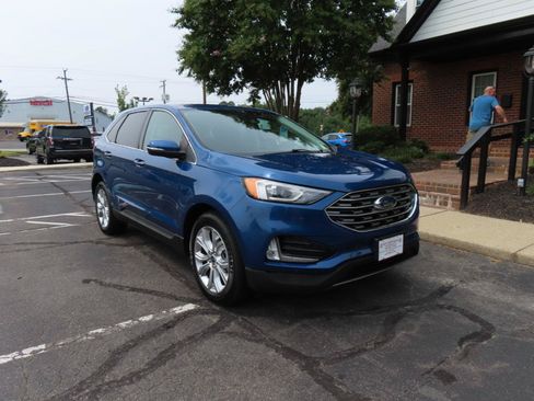 Used 2021 Ford Edge Titanium w/ Cargo Accessory Package FWD image 11