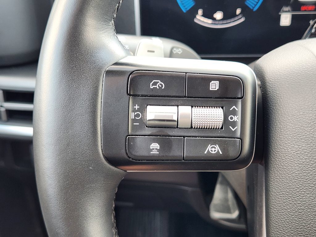 Used 2026 Hyundai Santa Fe SEL FWD image 27