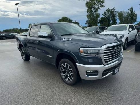 Used 2026 RAM 1500 Laramie AWD/4WD image 3