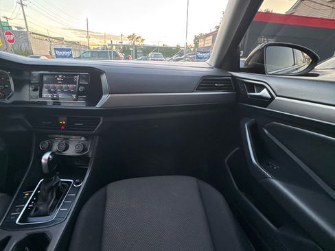 Used 2021 Volkswagen Jetta S w/ Driver Assistance Package image 29