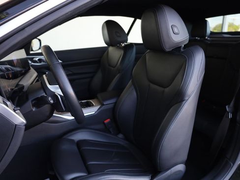 Used 2025 BMW 430i Convertible RWD image 19