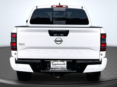 Used 2023 Nissan Frontier SV w/ SV Convenience Package AWD/4WD image 5