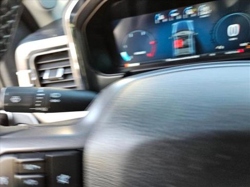 Used 2025 Ford F250 Lariat w/ Chrome Package image 15