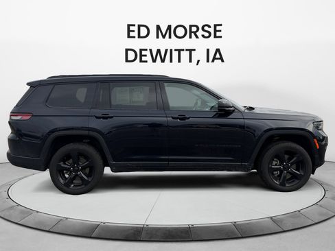 Used 2024 Jeep Grand Cherokee L Limited w/ Black Appearance Package image 6