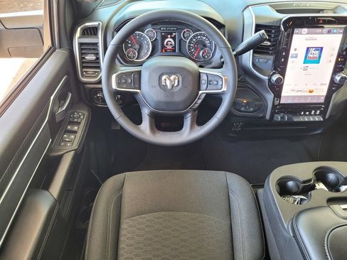 Used 2026 RAM 2500 Big Horn AWD/4WD image 9