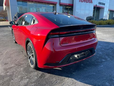 New 2026 Toyota Prius XLE image 3