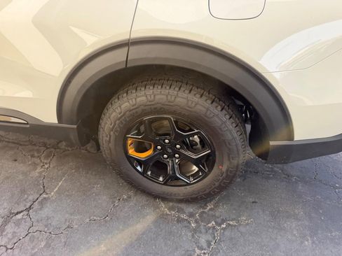 New 2026 Ford Explorer Tremor w/ Tremor Convenience Package image 7