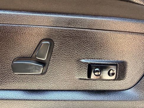 Used 2021 RAM 3500 Laramie AWD/4WD image 19