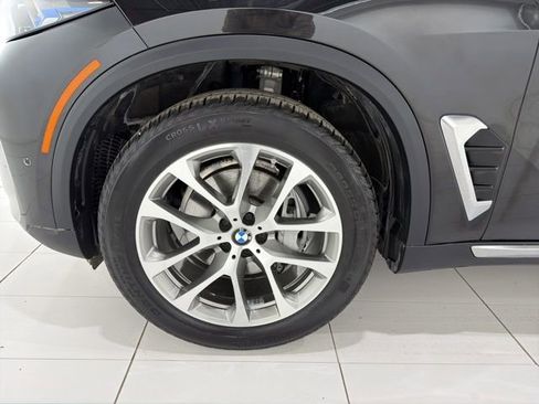 Certified 2024 BMW X5 xDrive40i w/ Premium Package image 46