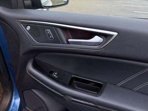 Used 2019 Ford Edge ST w/ Convenience Package image 33