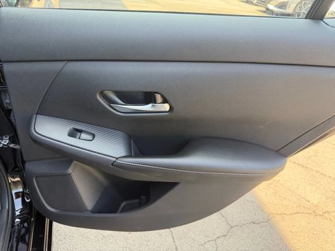Used 2023 Nissan Sentra S FWD image 28
