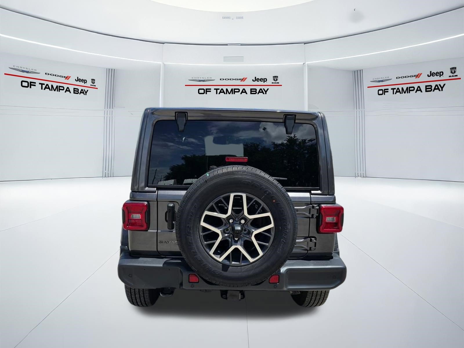 New 2026 Jeep Wrangler Unlimited Sahara AWD/4WD image 5