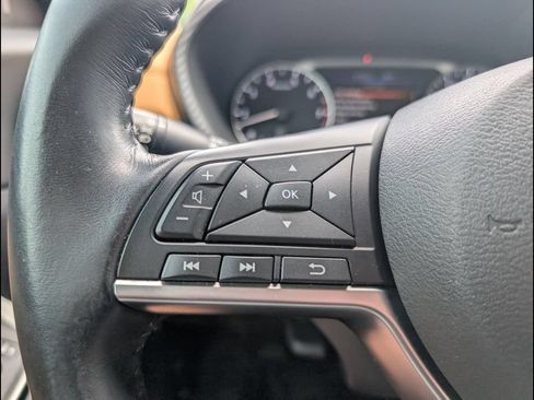 Used 2020 Nissan Sentra SV w/ SV Premium Package FWD image 13