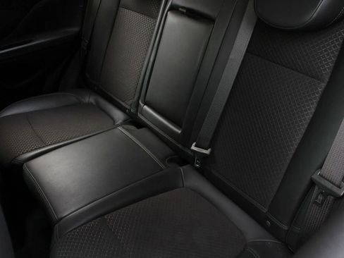 Used 2019 Buick Encore Preferred image 18