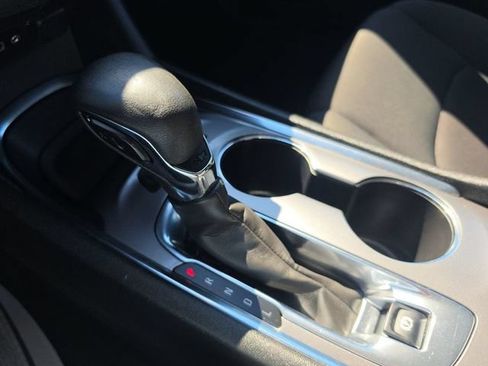 Used 2023 Chevrolet Malibu LT FWD image 33