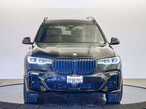 Certified 2021 BMW X7 M50i w/ Dynamic Handling Package image 7