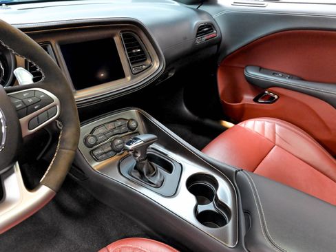 Used 2023 Dodge Challenger SRT Hellcat RWD image 61
