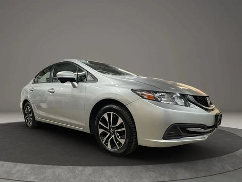 Used 2015 Honda Civic EX image 2