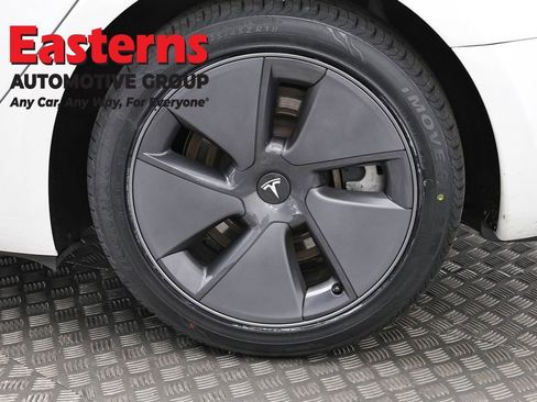 Used 2023 Tesla Model 3 Standard Range image 28