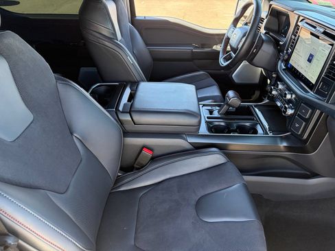 Used 2025 Ford F150 Raptor AWD/4WD image 11