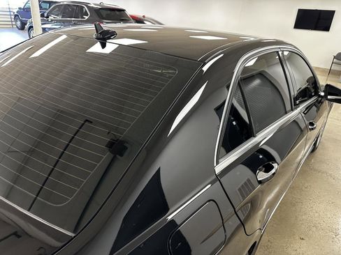 Used 2011 Mercedes-Benz E 350 4MATIC Sedan image 16