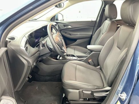 Used 2025 Buick Encore GX Preferred FWD image 18