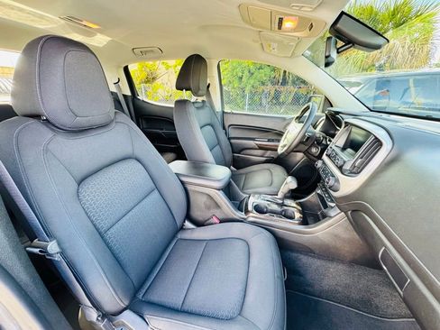 Used 2016 GMC Canyon SLE image 15