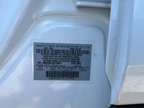 Certified 2025 Nissan Kicks SR FWD image 27