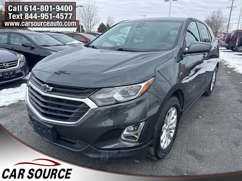 Used 2020 Chevrolet Equinox LT image 2