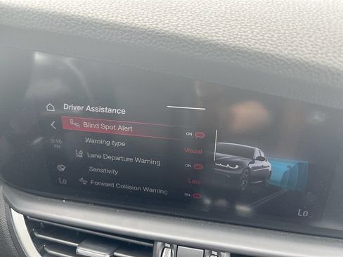Used 2024 Alfa Romeo Giulia Sprint RWD image 29