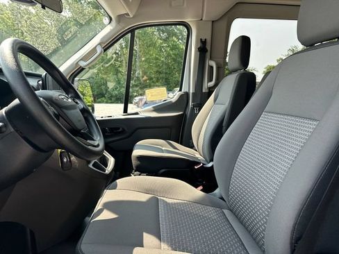 Certified 2025 Ford Transit 350 XL AWD/4WD image 32