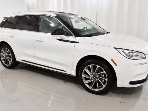 Used 2022 Lincoln Corsair Grand Touring w/ Elements Technology Bundle image 5