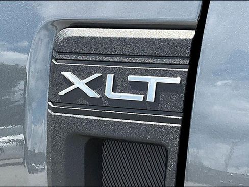 Used 2025 Ford Maverick XLT w/ Equipment Group 302A AWD/4WD image 19