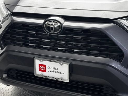 Used 2023 Toyota RAV4 LE AWD/4WD image 2