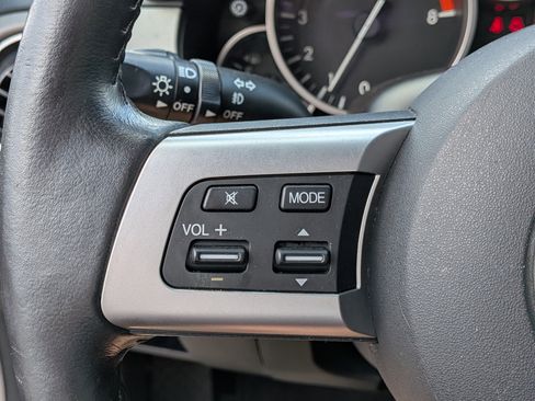 Used 2011 MAZDA MX-5 Miata Sport w/ Convenience Pkg RWD image 22