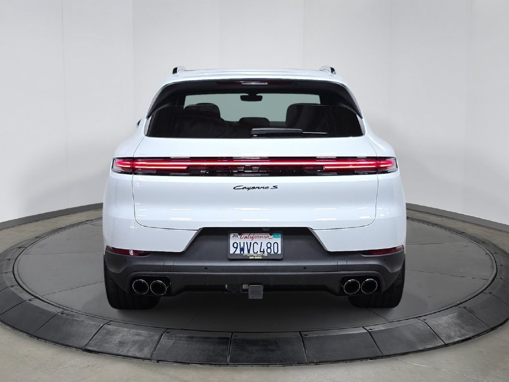 Certified 2026 Porsche Cayenne S AWD/4WD image 6