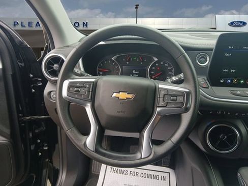 Used 2025 Chevrolet Blazer LT image 12