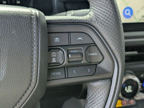 Used 2025 Toyota Tacoma TRD Pro AWD/4WD image 31