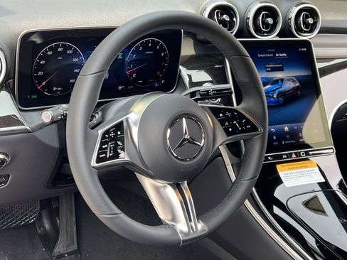 Certified 2025 Mercedes-Benz GLC 300 4MATIC image 14