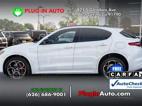 Used 2022 Alfa Romeo Stelvio Veloce image 6