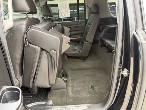 Used 2017 GMC Yukon XL Denali w/ Open Road Package image 39