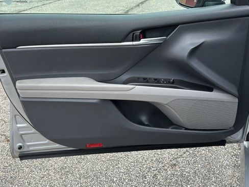 Used 2023 Toyota Camry LE image 13