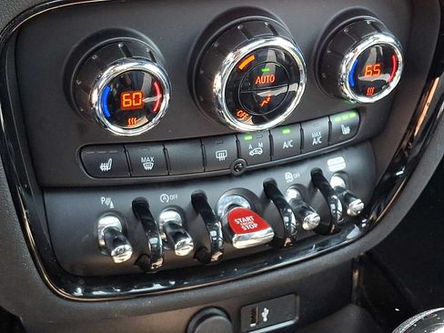 Used 2022 MINI Cooper Clubman S AWD/4WD image 17