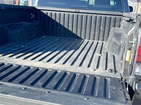 Used 2021 Toyota Tacoma TRD Off-Road image 24