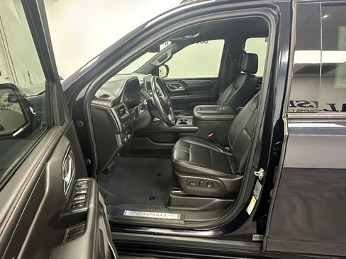 Used 2021 Chevrolet Tahoe RST AWD/4WD image 16