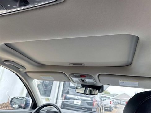 Used 2023 Kia Telluride EX w/ EX Captain's Chair Package image 13