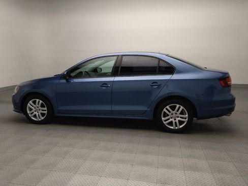 Used 2018 Volkswagen Jetta S image 3